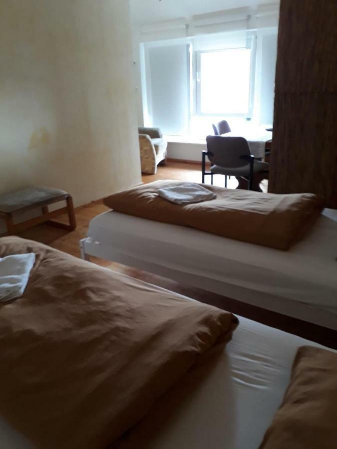 Gaestehaus Gl Эльванген Экстерьер фото